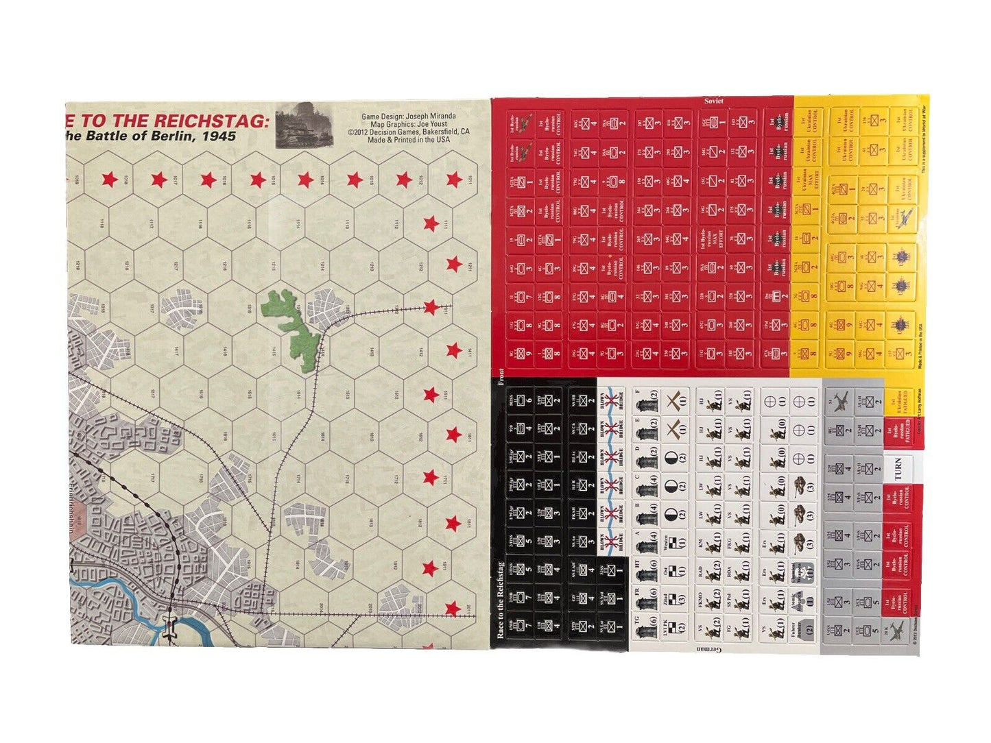 World at War Magazine #26 with Historical Board Game -Race to the Reichstag 1945