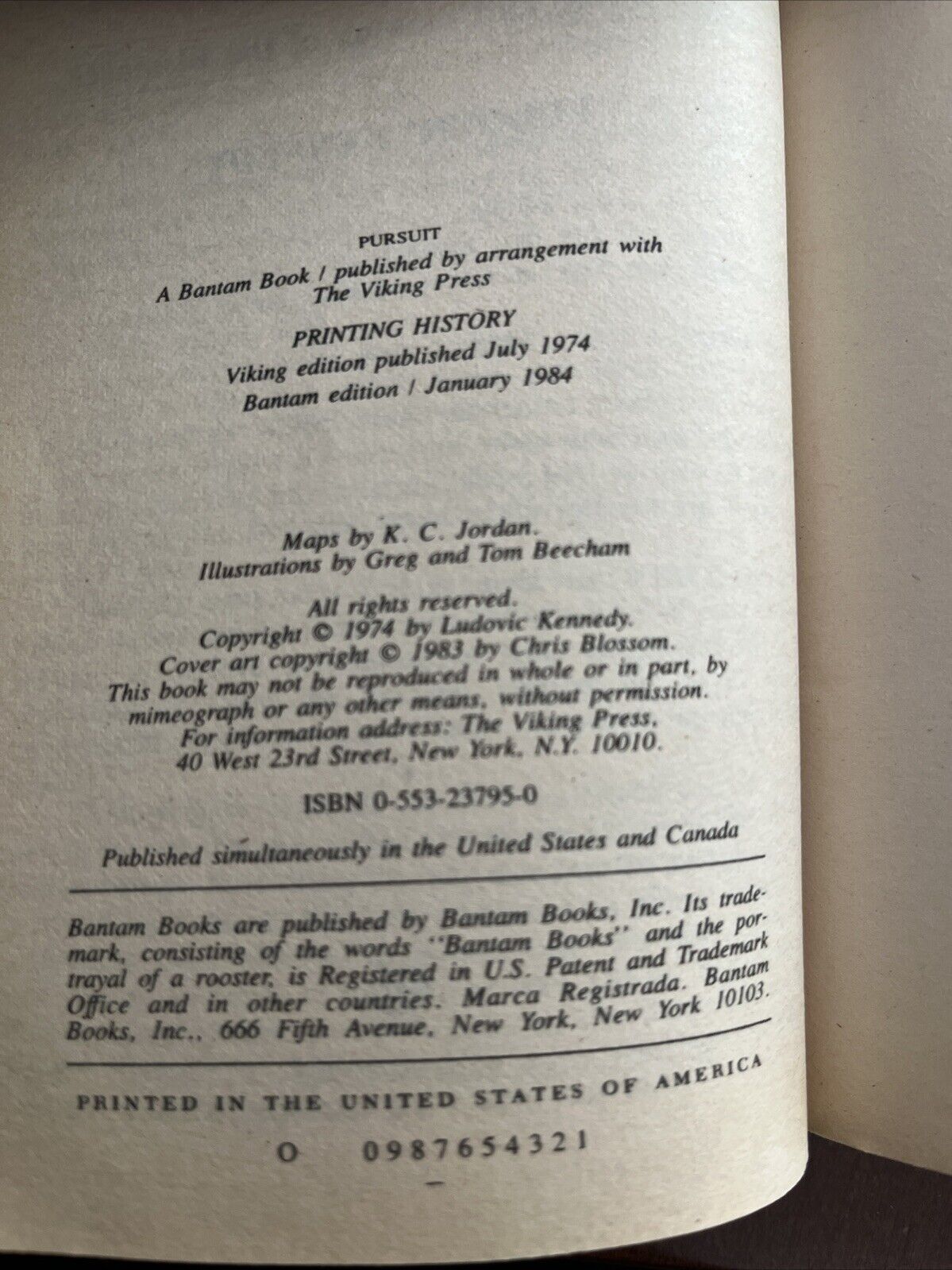 Classic Collectable Military Sea Battle Book Pursuit by Ludovic Kennedy