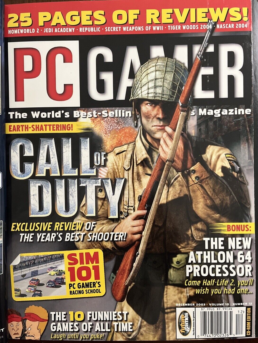 December 2003 #117 PC Gamer Video Game Magazine - Call Of Duty With Demo Disc