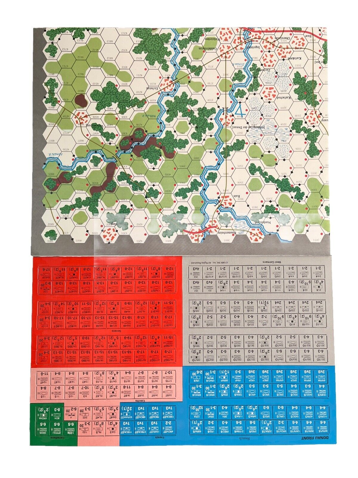 Strategy & Tactics Historical Battle Wargame Magazine #131 Central Front