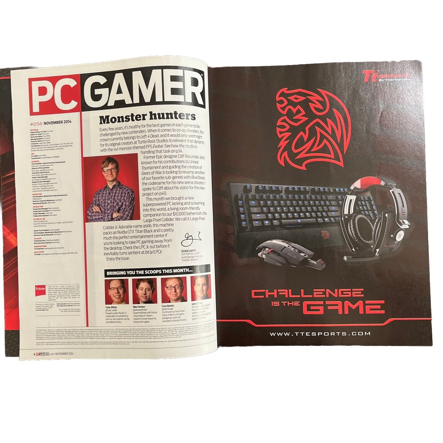 November 2014 PC GAMER #258 video game magazine Evolve